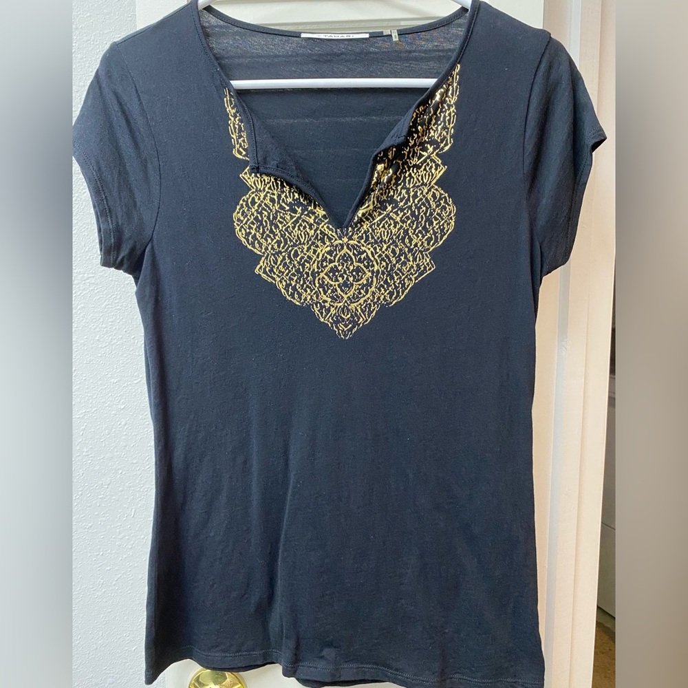 🖤💛Tahari • black top • EUC